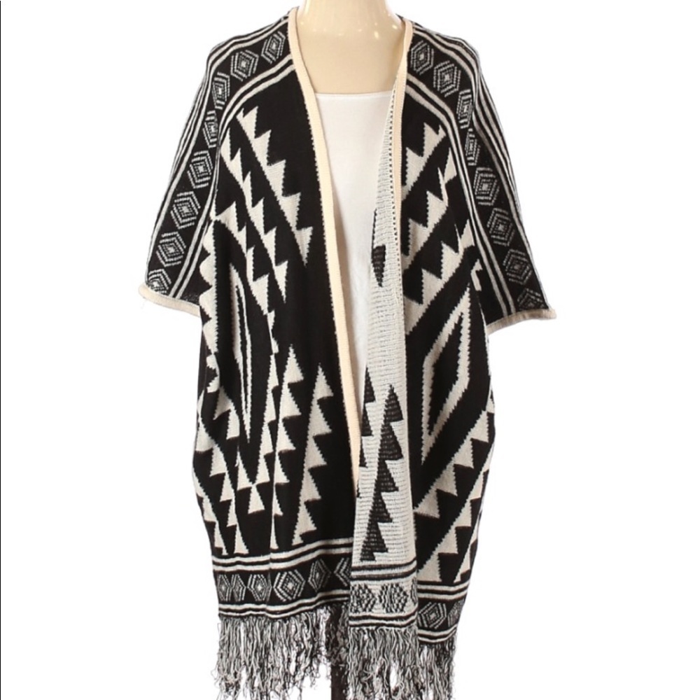 Poof!‎ Geometric Print Fringe Poncho Sweater